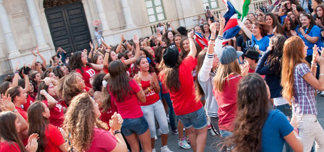 foto Flash Mob One Direction Catania 9 Settembre 2012