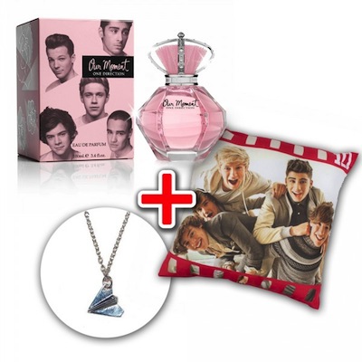 one-direction-profumo-our-moment-cuscino-35x35-collana-aeroplano