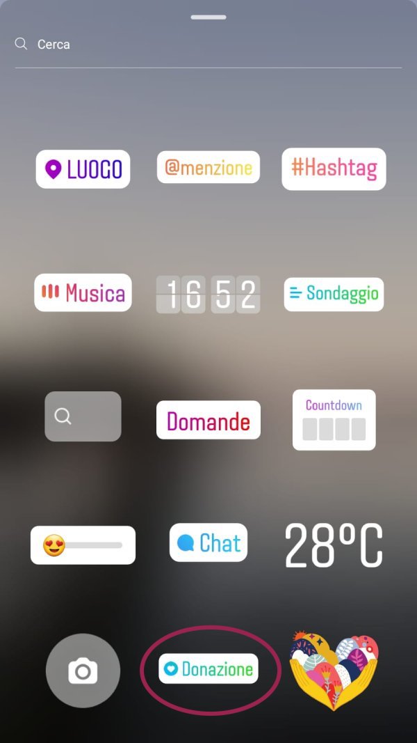adesivo donazione instagram
