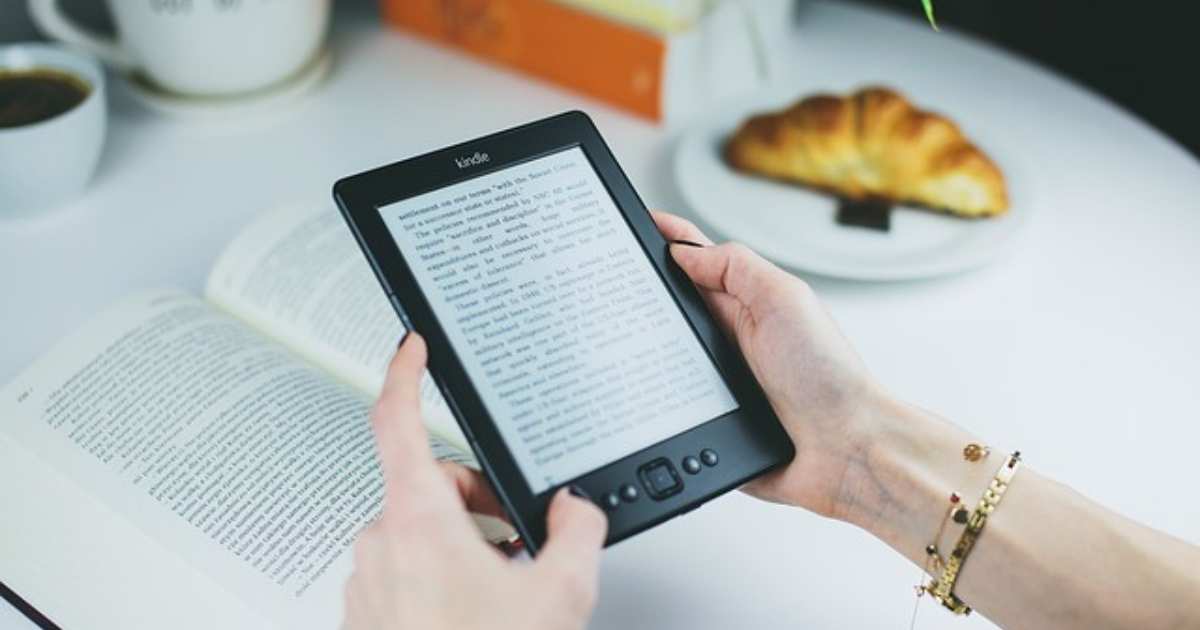 si leggono sul kindle