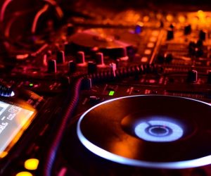 Console Musica Elettronica