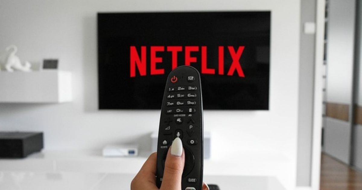 Netflix a prezzo ridotto: il Piano Standard con Pubblicità conviene?