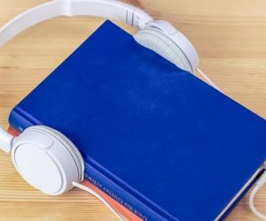 Libro con cuffie - Audiolibro